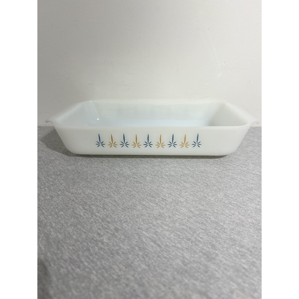 Vintage Anchor Hocking Milk Glass Baking Dish‎ 13x8 Starburst White USA Ovenware